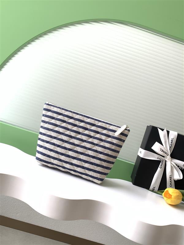 2026127215527772 380